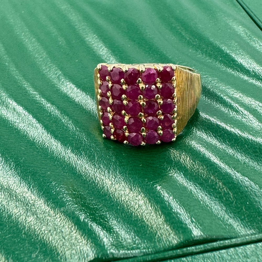 14k Yellow Gold Ruby Ring Size 8 - image 1